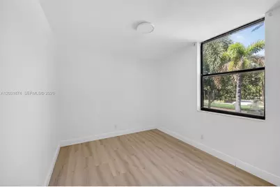 20300 W Country Club Dr #106-3, Aventura, FL 33180 - Photo 37