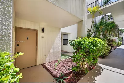 20300 W Country Club Dr #106-3, Aventura, FL 33180 - Photo 47