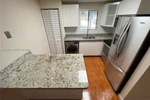 6900 SW 39th St, Davie, FL 33314 - Photo 11