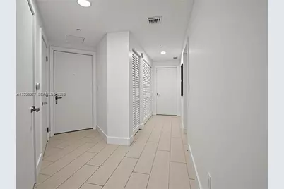 16385 Biscayne Blvd #1615, North Miami Beach, FL 33160 - Photo 7