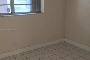1450 NE 191st St, Miami, FL 33179 - Photo 11