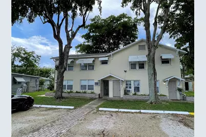 26 SE 13th Ter #6, Dania Beach, FL 33004 - Photo 13