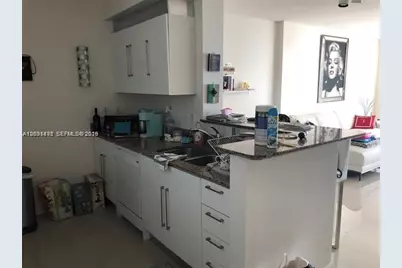 325 S Biscayne Blvd #2824, Miami, FL 33131 - Photo 3