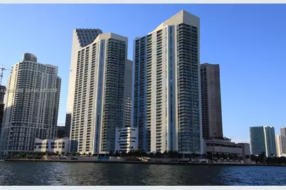 325 S Biscayne Blvd #2824, Miami, FL 33131 - Photo 1
