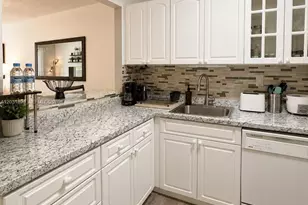 1150 Collins Ave, Miami Beach, FL 33139 - Photo 9