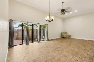 2731 S Parkview Dr, Hallandale Beach, FL 33009 - Photo 9