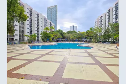 16919 N Bay Rd #517, Sunny Isles Beach, FL 33160 - Photo 9
