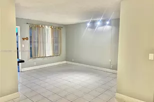 10002 Winding Lake Rd, Sunrise, FL 33351 - Photo 13