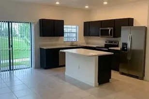721 SW 11th St, Florida City, FL 33034 - Photo 3