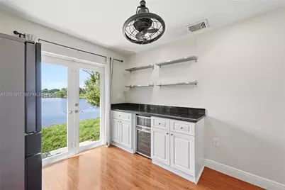 13760 Cumberland Pl, Davie, FL 33325 - Photo 7
