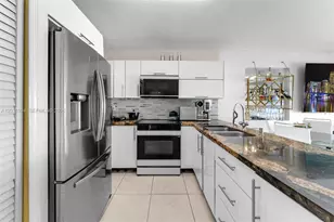 14200 SW 147th Ct, Miami, FL 33196 - Photo 9