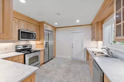 1037 Alfonso Ave, Coral Gables, FL 33146 - Photo 43