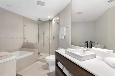 1100 S Miami Ave #3810, Miami, FL 33130 - Photo 13