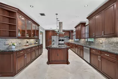 830 Hawthorn Ter, Weston, FL 33327 - Photo 7