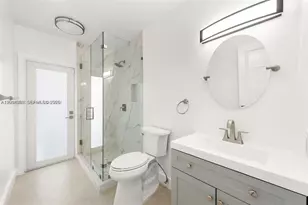 2445 SE 8th St, Pompano Beach, FL 33062 - Photo 37