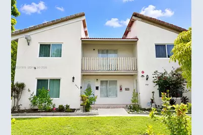 3719 Riverside Dr, Coral Springs, FL 33065 - Photo 1