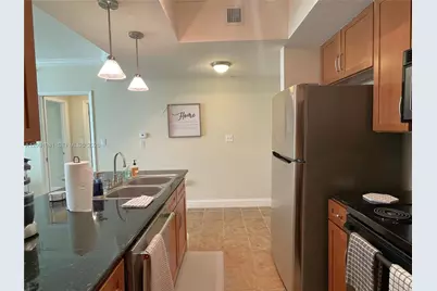 2000 N Bayshore Dr #525, Miami, FL 33137 - Photo 7
