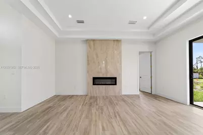2622 22 Avenue SE, Naples, FL 34117 - Photo 11