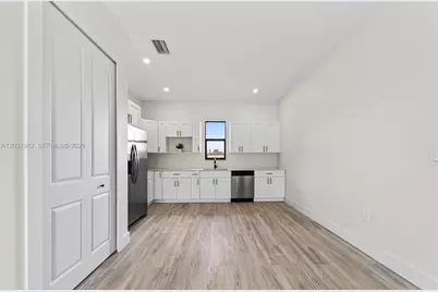 2622 22 Avenue SE, Naples, FL 34117 - Photo 27