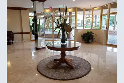 100 Golden Isles Dr #PH 7, Hallandale Beach, FL 33009 - Photo 39