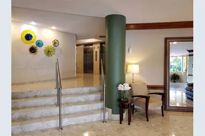 100 Golden Isles Dr #PH 7, Hallandale Beach, FL 33009 - Photo 37