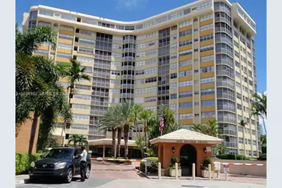 100 Golden Isles Dr #PH 7, Hallandale Beach, FL 33009 - Photo 43