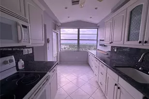 18051 Biscayne Blvd, Aventura, FL 33160 - Photo 19
