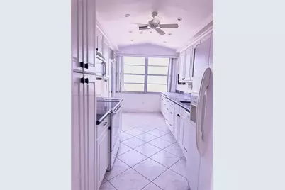 18051 Biscayne Blvd #PH05, Aventura, FL 33160 - Photo 5