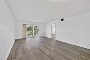 1200 SW 125th Ave, Pembroke Pines, FL 33027 - Photo 13