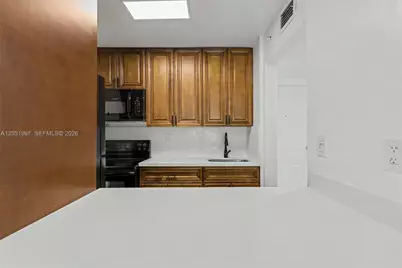 445 SW 11th St #102, Miami, FL 33130 - Photo 11