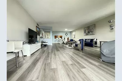 16051 Blatt Blvd #401, Weston, FL 33326 - Photo 5
