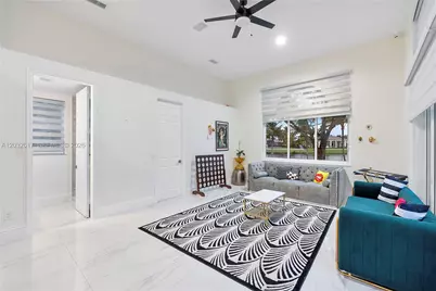 2235 SW 105th Ter, Davie, FL 33324 - Photo 39