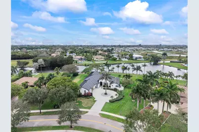 2235 SW 105th Ter, Davie, FL 33324 - Photo 5