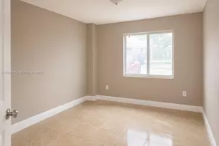 1990 NW 4th Ct, Miami, FL 33136 - Photo 7