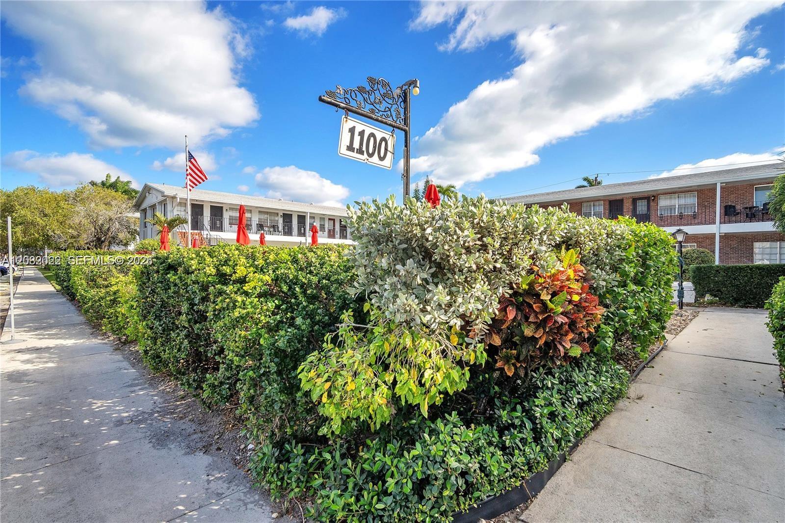 1100 Atlantic Shores Blvd #405 main architectural view