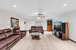 19901 Highland Lakes Blvd, Miami, FL 33179 - Photo 11
