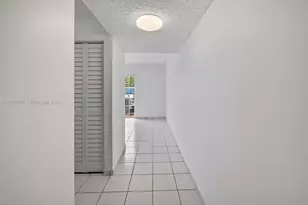 800 SW 104th Ct, Miami, FL 33174 - Photo 17