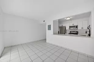 800 SW 104th Ct, Miami, FL 33174 - Photo 7