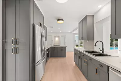 440 SW 29th Rd, Miami, FL 33129 - Photo 25
