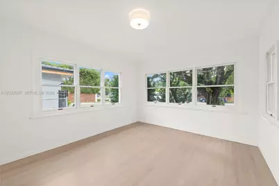 440 SW 29th Rd, Miami, FL 33129 - Photo 27