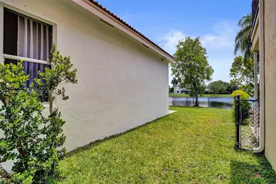 5272 NW 117th Ave, Coral Springs, FL 33076 - Photo 31