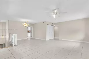 96 Wimbledon Lake Dr, Plantation, FL 33324 - Photo 3