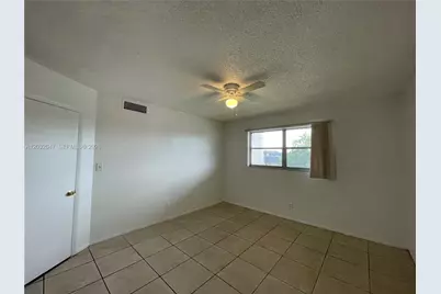 8000 S Colony Cir S #305, Tamarac, FL 33321 - Photo 3
