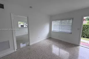 900 SW 5th Ave, Miami, FL 33130 - Photo 25