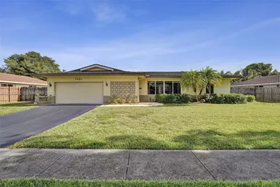 7421 NW 8th Ct, Plantation, FL 33317 - Photo 1