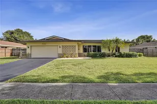 7421 NW 8th Ct, Plantation, FL 33317 - Photo 1