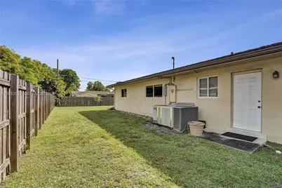 7421 NW 8th Ct, Plantation, FL 33317 - Photo 45