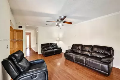 7421 NW 8th Ct, Plantation, FL 33317 - Photo 17