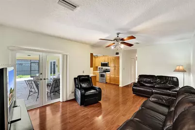 7421 NW 8th Ct, Plantation, FL 33317 - Photo 19