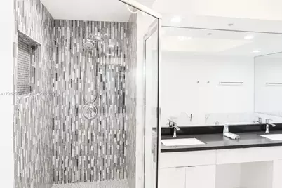 16400 Collins Ave #542, Sunny Isles Beach, FL 33160 - Photo 35
